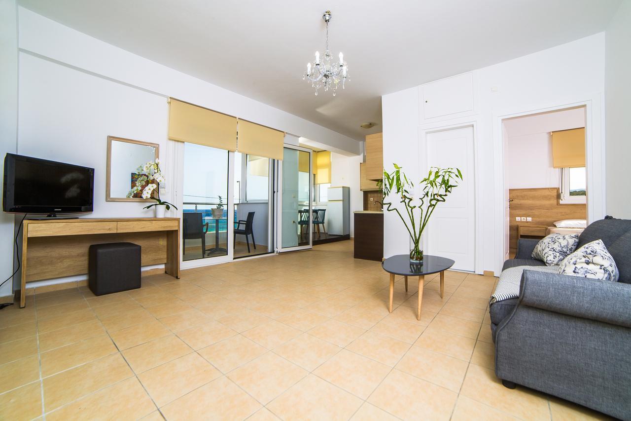 Eva Apartments Koutouloufari Buitenkant foto
